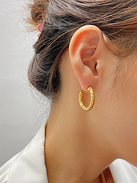 Twisted Gold Hoop Earrings